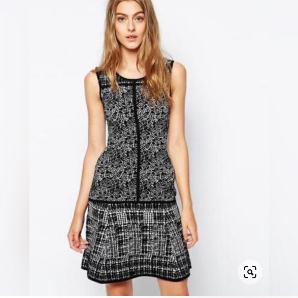 Reiss Cleopatra Fit And Flare Bodycon Dress